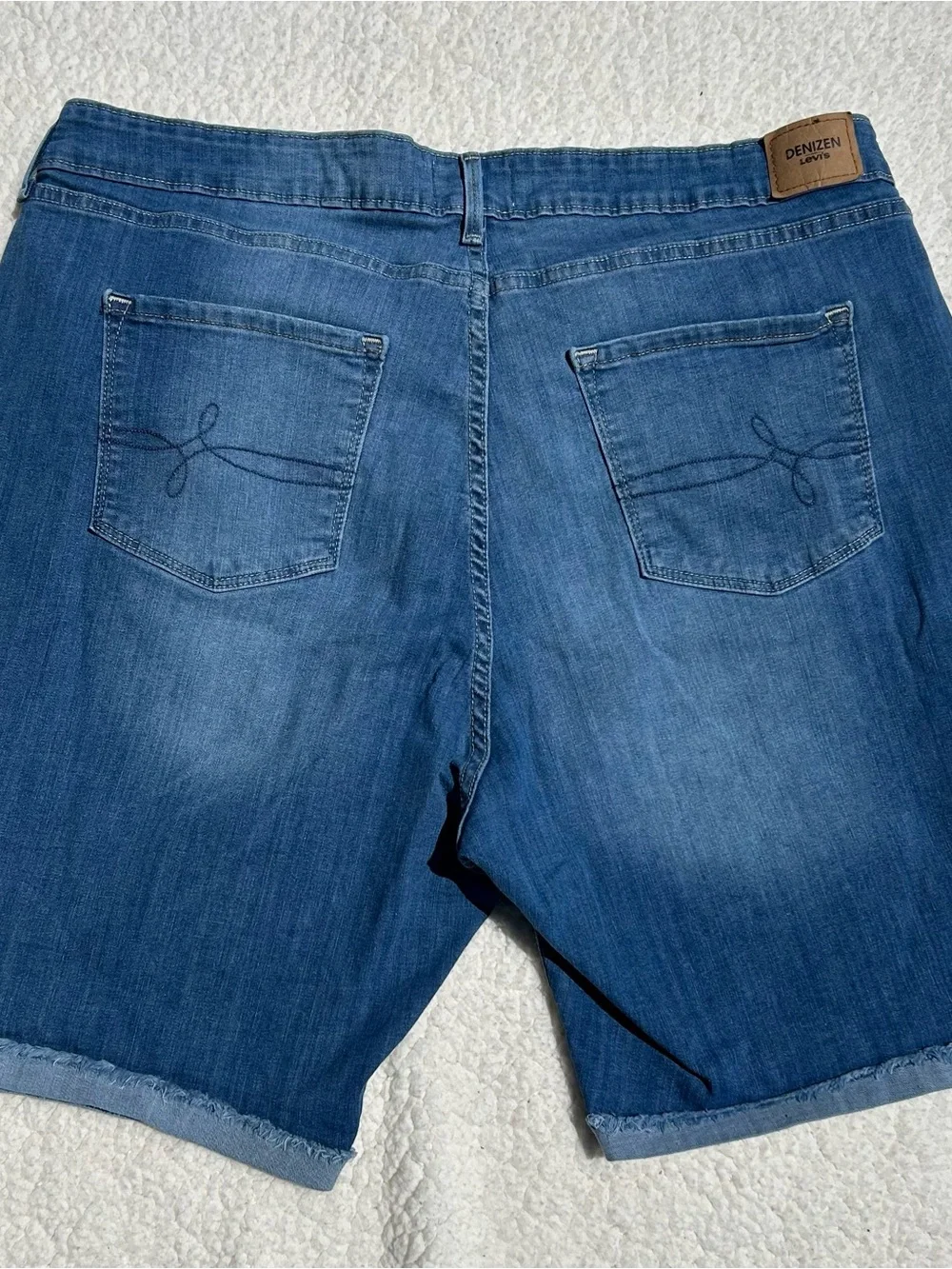 Levi’s Denizen Women’s Mid Rise Bermuda Denim Shorts.